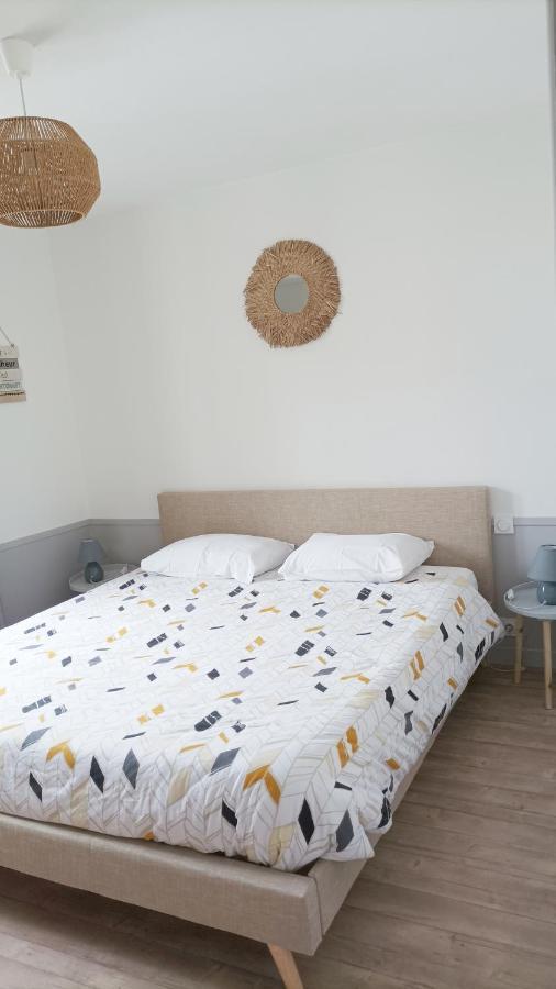 Loudeac : Appartement T2 Chaleureux Centre Ville Exterior photo
